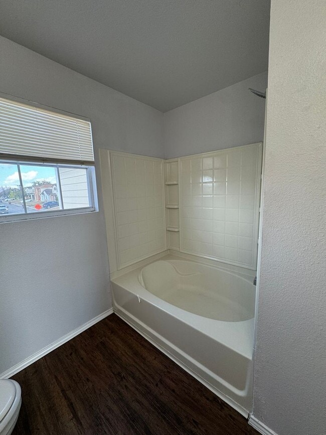 Building Photo - 2-Story Home on a Corner Cul-de-Sac in Wes...