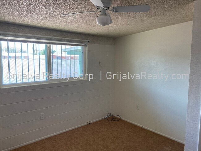 Building Photo - 2849 N Eastgate Dr