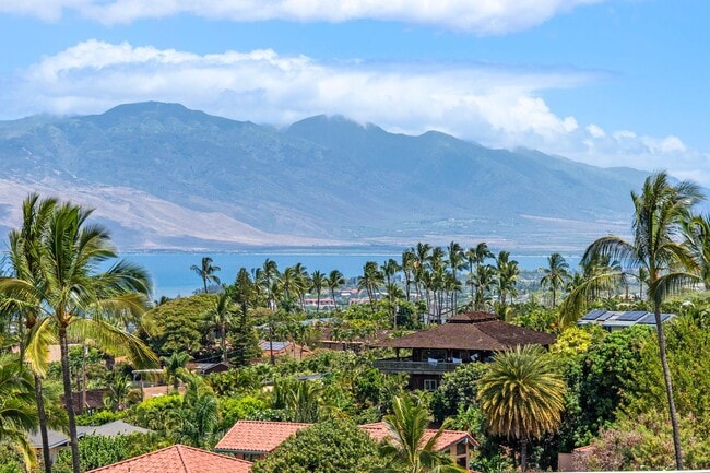 Building Photo - MASSIVE UNOBSTRUCTED OCEAN VIEWS – Maui Meadows 2-Bed Home with Pool Access