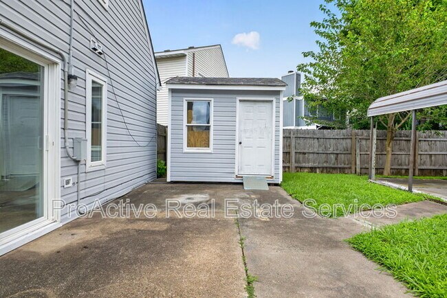Building Photo - 5025 Halwell Dr