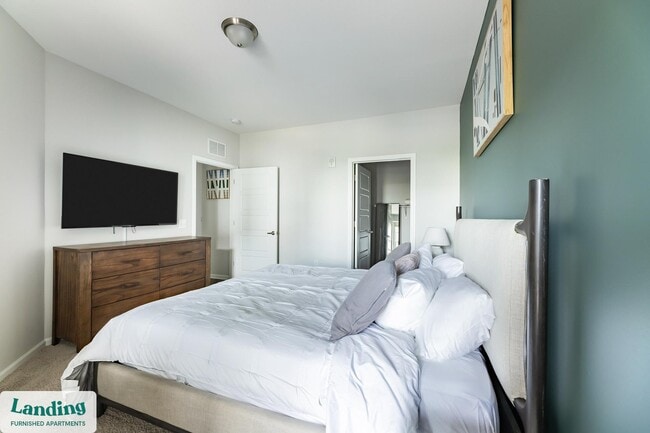 Building Photo - 1431 Dixie Hwy