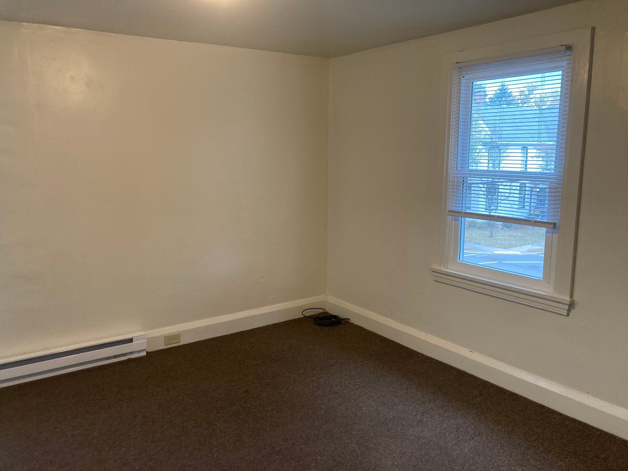 Building Photo - 600 Broad St