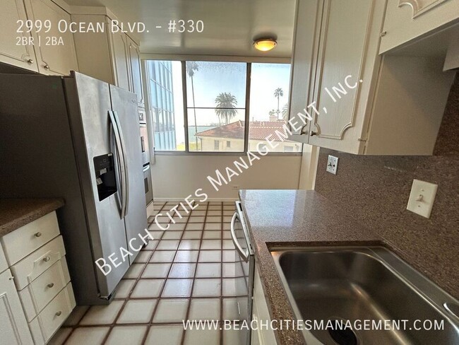 Building Photo - Large, Pet-Friendly Condo with Ocean Views...