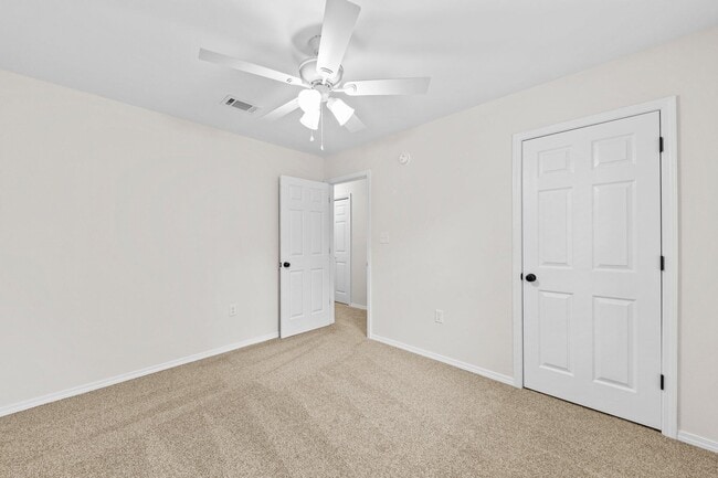 Building Photo - 4558 Barrington Ln