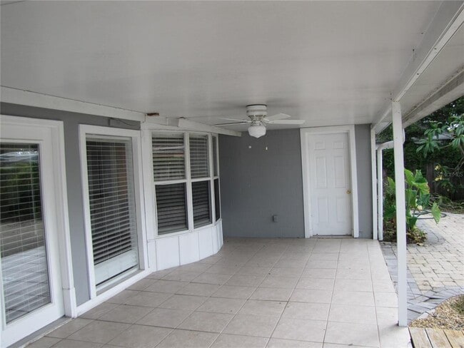 Building Photo - 7807 N Matanzas Ave