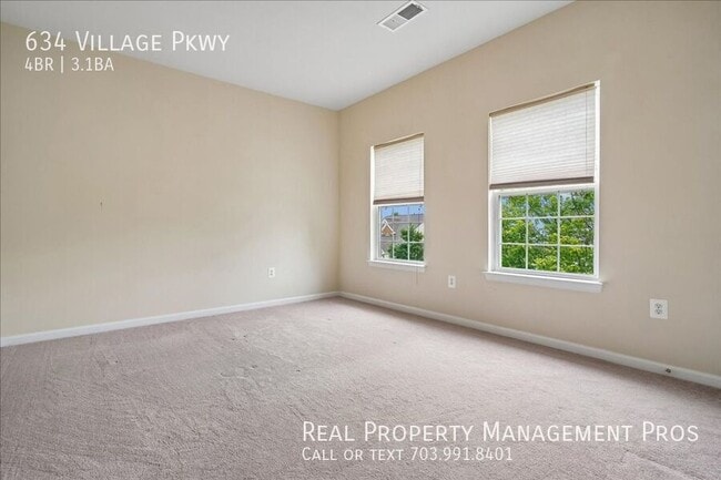 Building Photo - 634 Village Pkwy