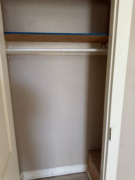 Building Photo - 1832 Franklin Ave