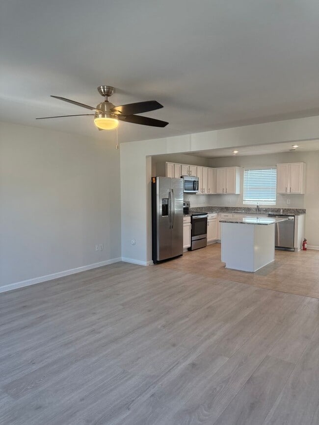 Building Photo - Newly Renovated 3BR Townhome with Private Patio in Fort Mill