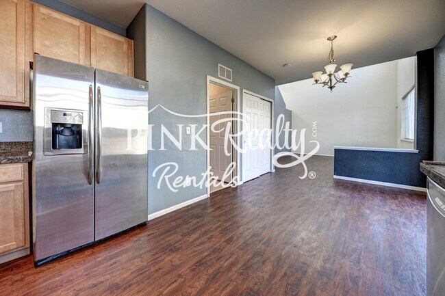 Building Photo - 7752 Blue Vail Way