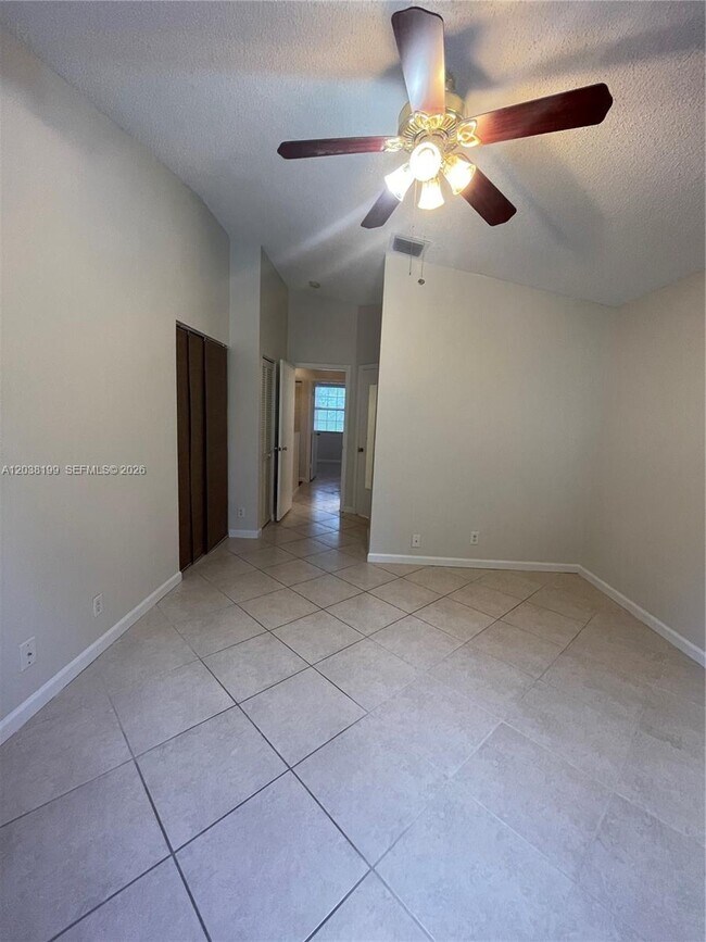 Building Photo - 3100 SW 50th St
