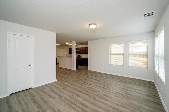 Building Photo - Somerset Trails - 9319 Somers Branch, San ...