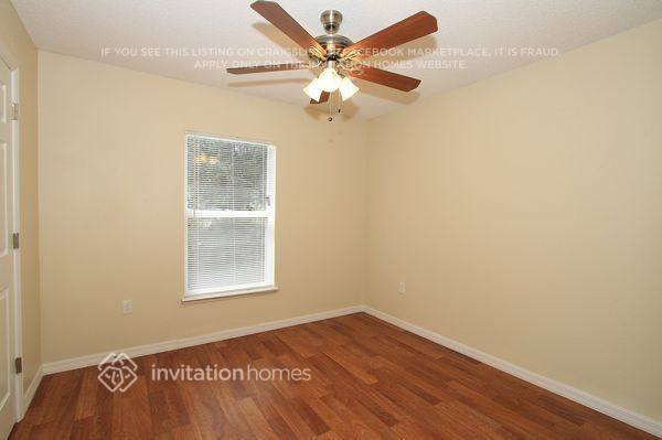Building Photo - 3223 Scenic Woods Dr