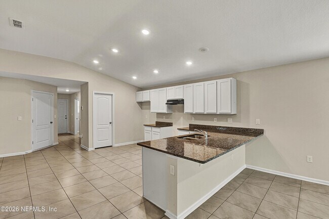 Building Photo - 86833 Iron Rail Ct
