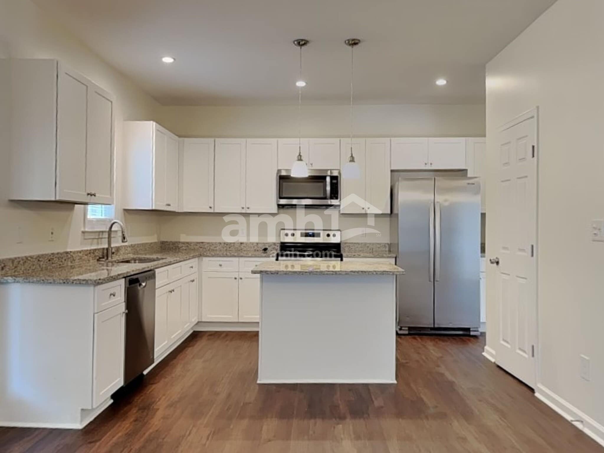 Building Photo - 369 Collinsworth Dr