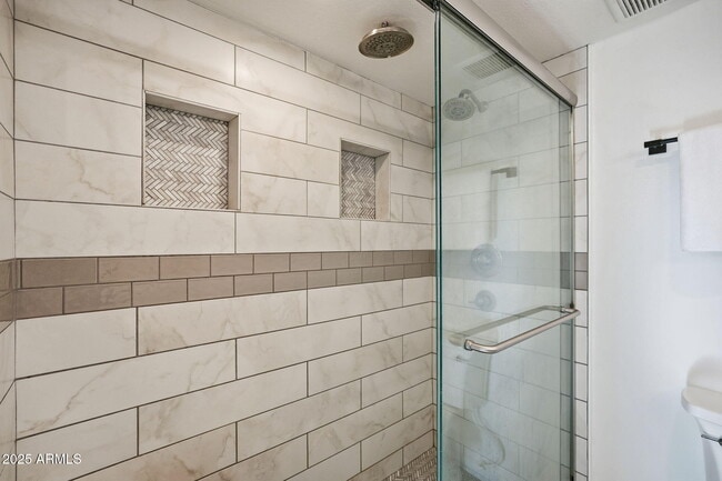 Building Photo - 4925 N 73rd St