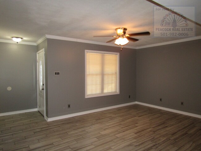 Building Photo - 42 Creekridge Cir