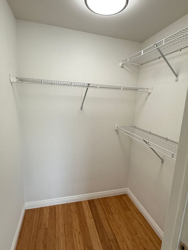 Building Photo - 2 Bedrooms with 2 Bathrooms at the Edge at...