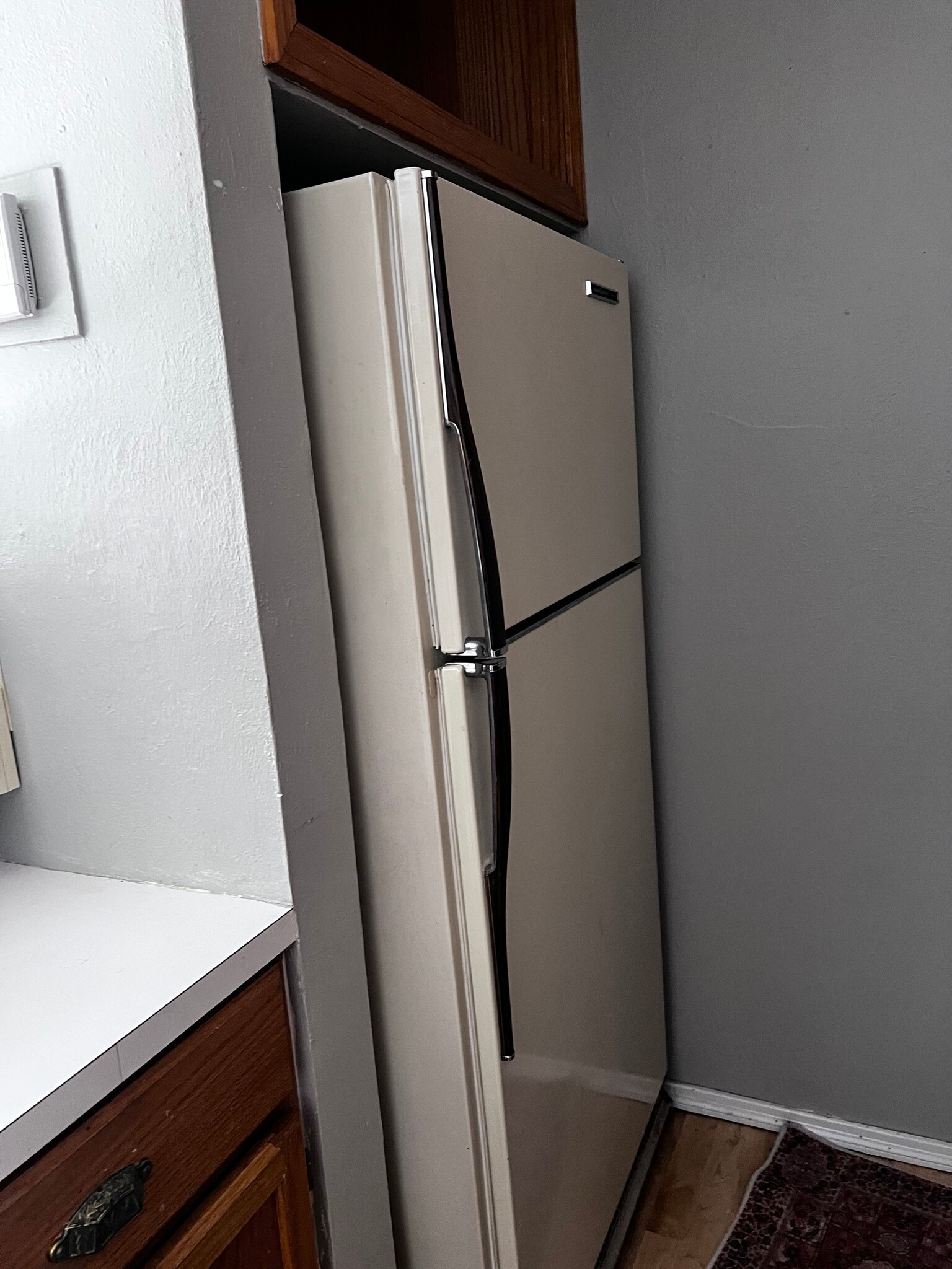 Refrigerator - 1108 W Plato Rd