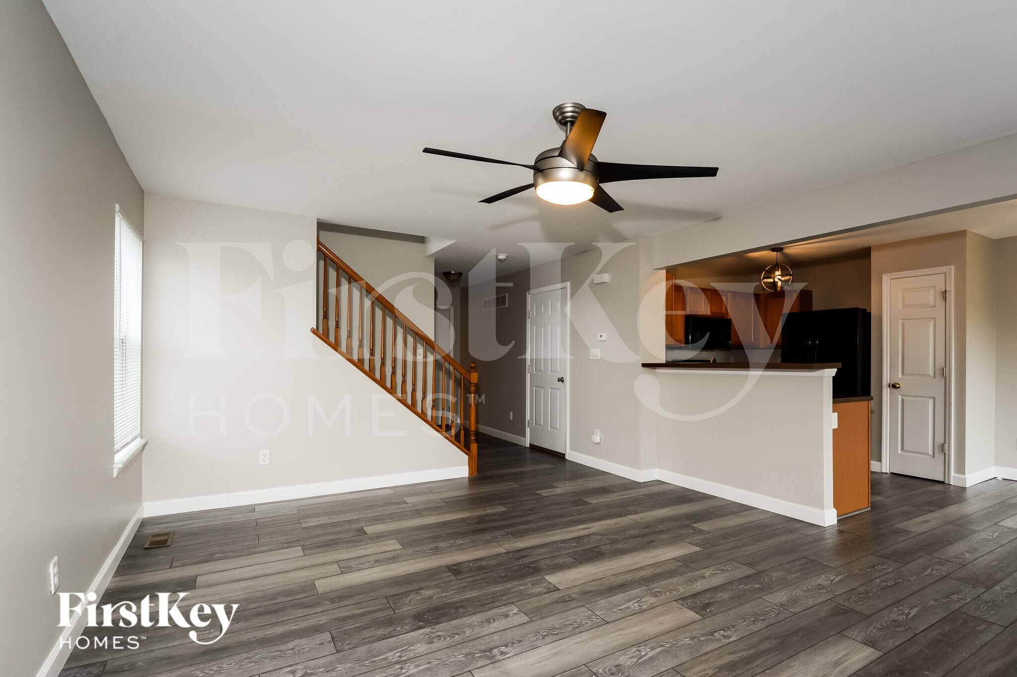 Building Photo - 721 Wayland Dr