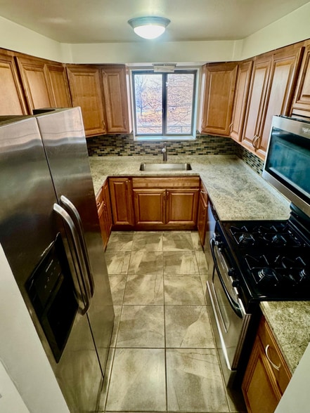 Building Photo - 1463 Mercury Dr