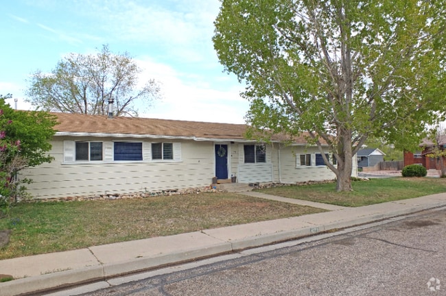 Building Photo - 1673 Northfield Rd