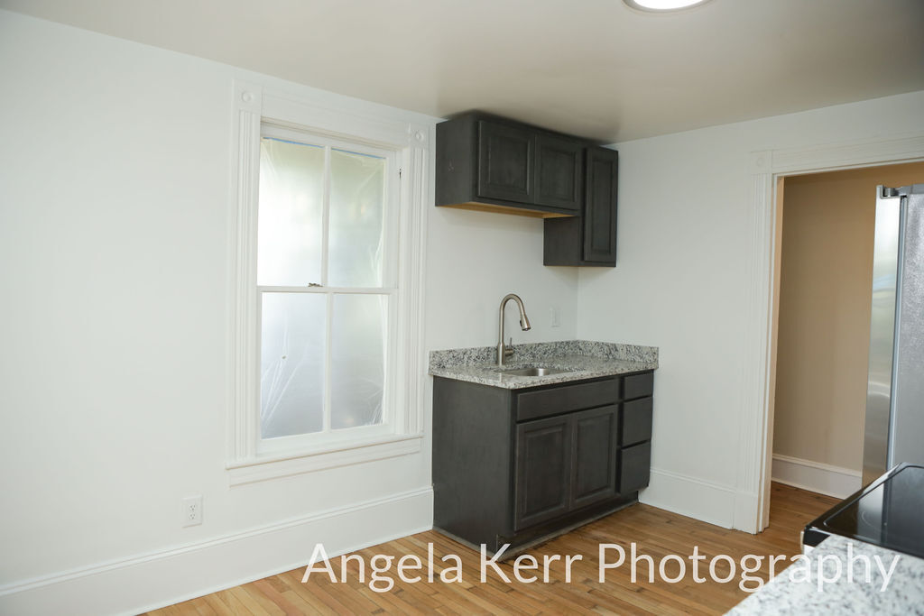 Building Photo - 630 Joyner St