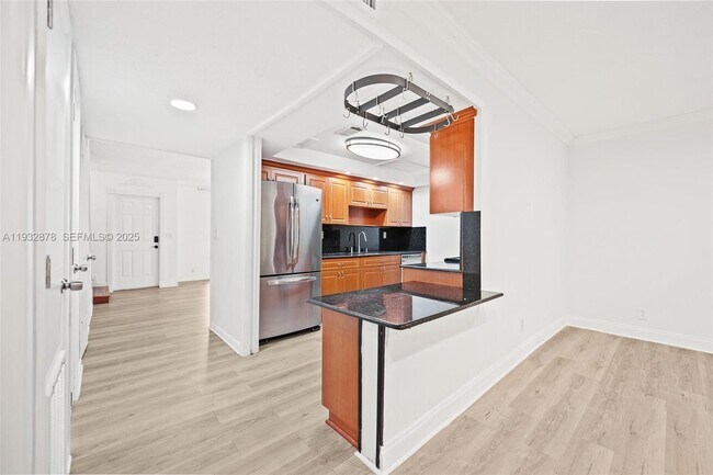 Building Photo - 16681 NE 35th Ave