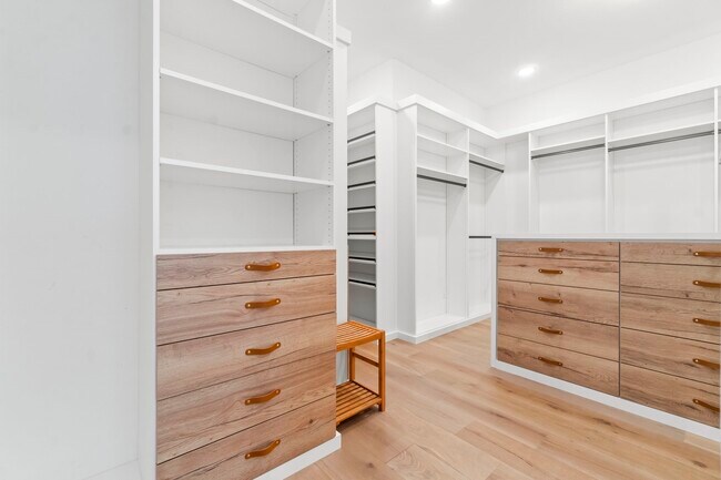Building Photo - 62 N Curly Willow Cir