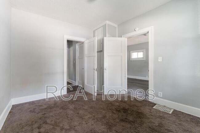 Building Photo - 1411 N Belleview Pl