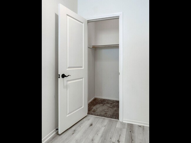 Building Photo - 3180 E Yountville Dr