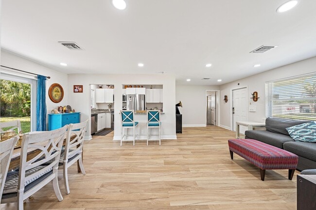 Building Photo - 12015 Colony Ave