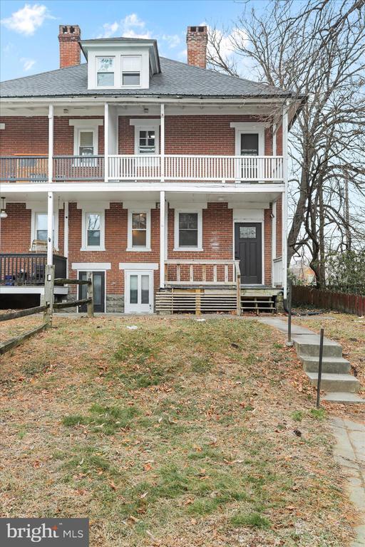 Building Photo - 1052 Edgar Ave