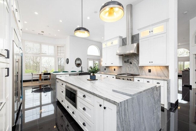 Building Photo - Located in the gated Valhalla community in Brentwood