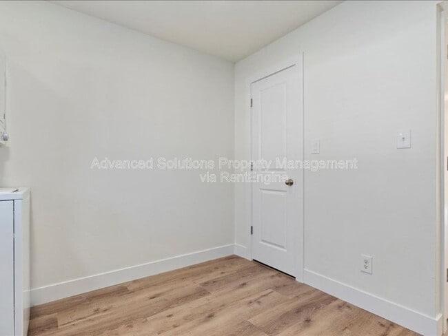 Building Photo - 3062 S 300 E