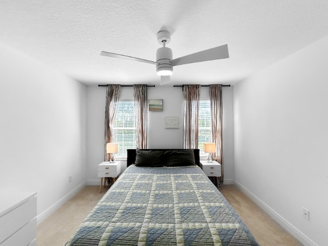 Building Photo - 9714 Provencal Ave