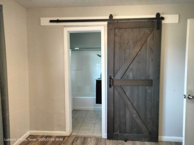 Building Photo - 4921 39th St