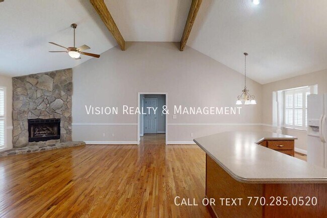 Building Photo - 28 Summerwind Dr