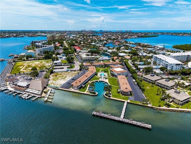 Building Photo - 850 Palm St