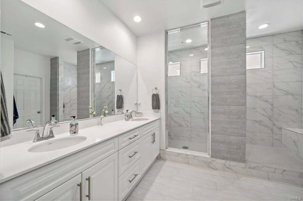 Building Photo - 29134 Evans Way