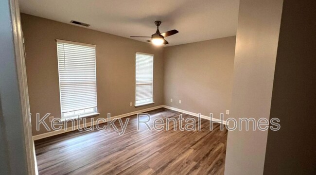 Building Photo - 2720 Mission Hills Dr