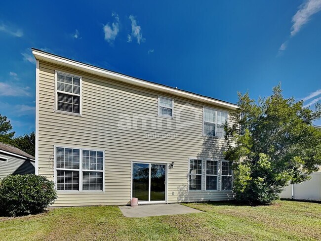 Building Photo - 201 Heritage Pky