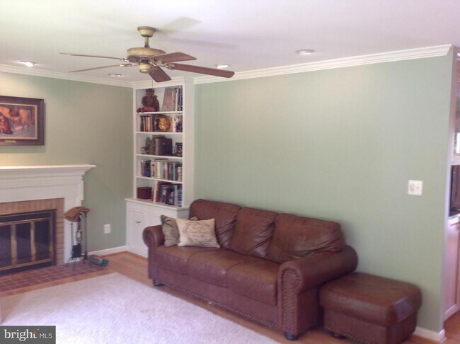 Building Photo - 3412 Ramsgate Terrace