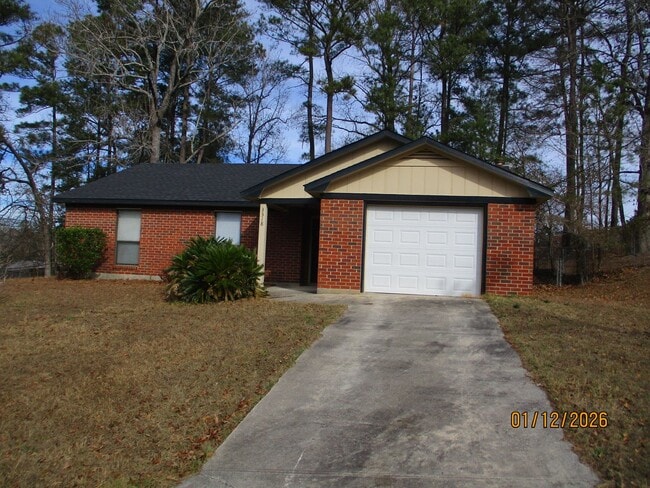 Building Photo - Charming 3-Bedroom Brick Home for Rent – Hephzibah, GA