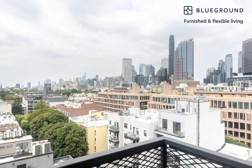 Building Photo - 82 4th Ave