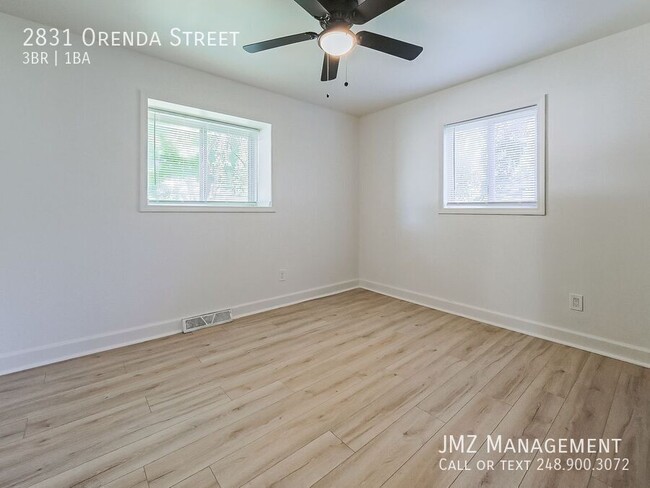 Building Photo - 2831 Orenda St