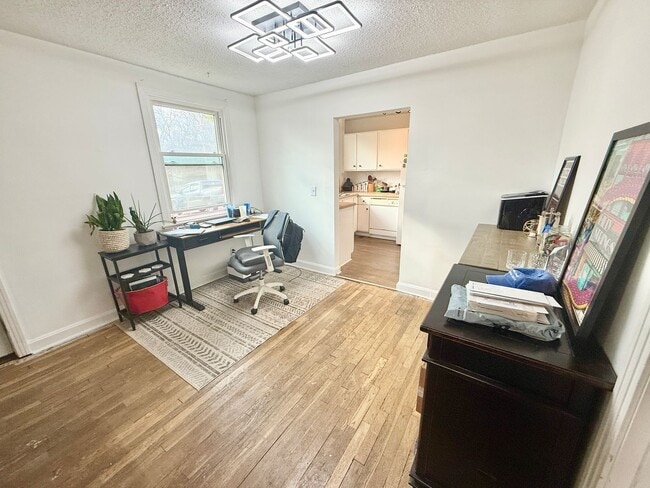 Building Photo - Inglewood Charmer! 3 Bedroom 2 Bath House with back deck & partially fenced yard