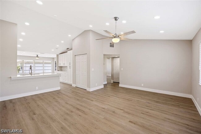 Building Photo - 707 Neapolitan Way