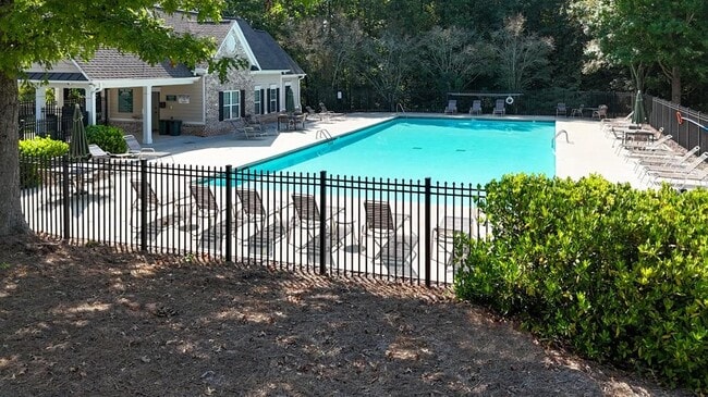 Building Photo - 2871 Cross Creek Dr