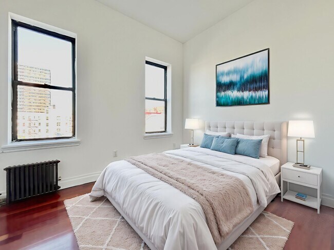 Building Photo - 607 W 137th St