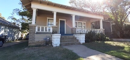 Building Photo - Spacious 3 Bed, 1 Bath Near Historic Fairmount- 76104